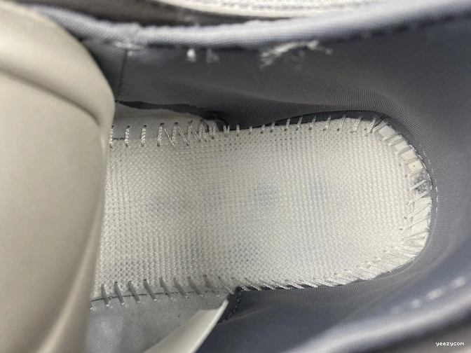 H68033 400 YEEZY ADIDAS 1001